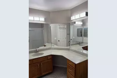 2404 Kenmore Court, Schaumburg, IL 60193 - Photo 17