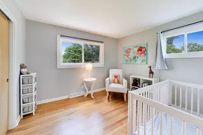 586 E Park Avenue, Elmhurst, IL 60126 - Photo 13