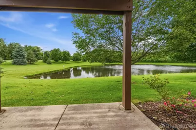 2471 Stoughton Circle #2471, Aurora, IL 60502 - Photo 3