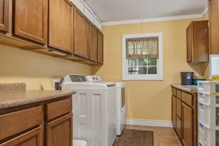 21329 S Hillside Rd, Frankfort, IL 60423 - Photo 13