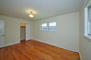 9027 Kenton Ave, Skokie, IL 60076 - Photo 23