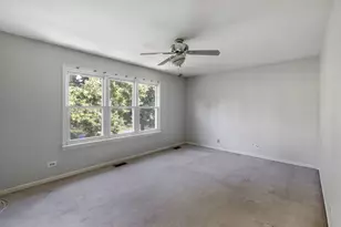 1059 Ridgefield Cir, Carol Stream, IL 60188 - Photo 17