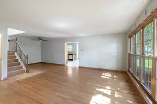1059 Ridgefield Cir, Carol Stream, IL 60188 - Photo 3