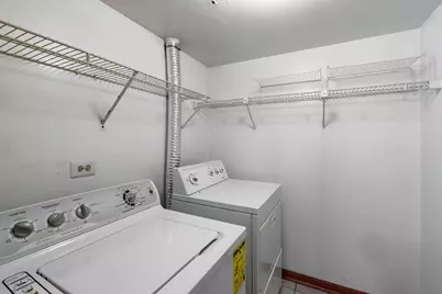 1059 Ridgefield Circle, Carol Stream, IL 60188 - Photo 11
