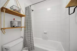 3131 N Racine Ave, Chicago, IL 60657 - Photo 17