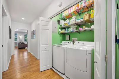 3131 N Racine Avenue #3, Chicago, IL 60657 - Photo 13