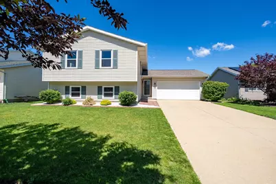 2813 Rocksbury Drive, Bloomington, IL 61705 - Photo 1