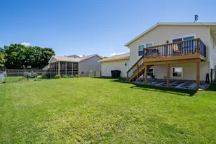 2813 Rocksbury Dr, Bloomington, IL 61705 - Photo 37