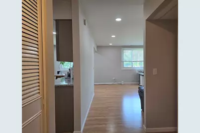 2650 Brookwood Way Drive #223, Rolling Meadows, IL 60008 - Photo 3