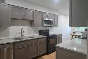 2650 Brookwood Way Dr, Rolling Meadows, IL 60008 - Photo 9
