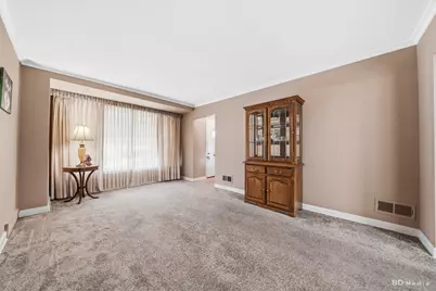 9005 S Utica Avenue, Evergreen Park, IL 60805 - Photo 7