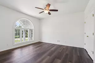 6605 Oakwood Manor Dr, Crystal Lake, IL 60012 - Photo 31