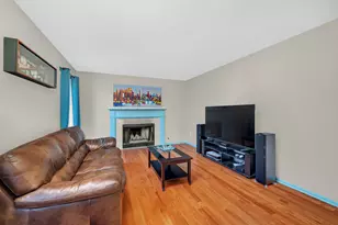 1647 Peter Ln, Romeoville, IL 60446 - Photo 9