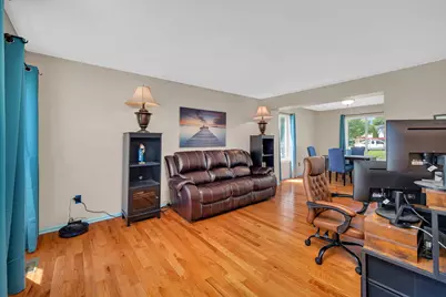 1647 Peter Lane, Romeoville, IL 60446 - Photo 5