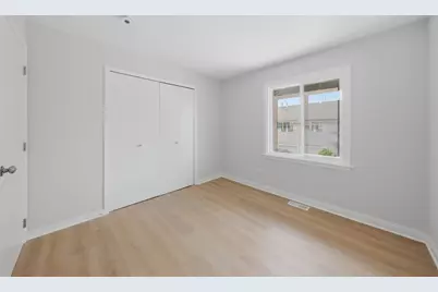 19409 Oakwood Avenue #E, Country Club Hills, IL 60478 - Photo 21