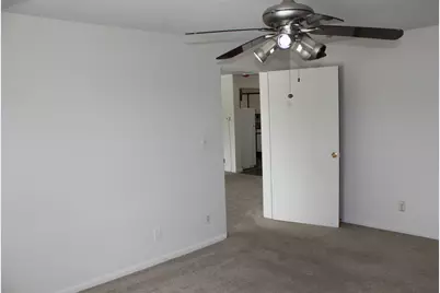 715 E State Street #204, Geneva, IL 60134 - Photo 13