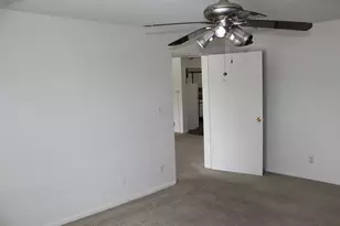 715 E State St, Geneva, IL 60134 - Photo 13