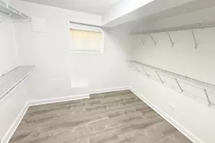 2415 N Hamlin Ave, Chicago, IL 60647 - Photo 9