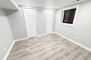 2415 N Hamlin Ave, Chicago, IL 60647 - Photo 11