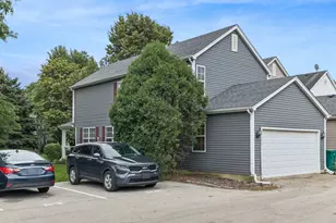 4126 Rivertowne Dr, Plainfield, IL 60586 - Photo 3