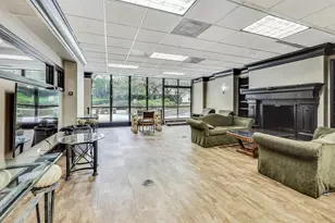 10 E Ontario St, Chicago, IL 60611 - Photo 29