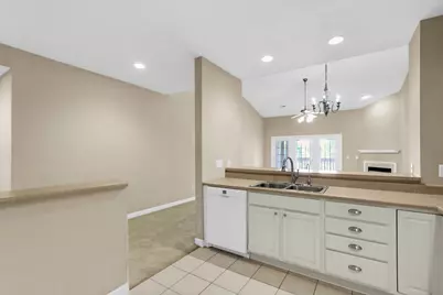 3848 Thornhill Circle #3848, Champaign, IL 61822 - Photo 5