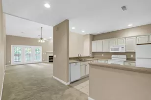 3848 Thornhill Cir, Champaign, IL 61822 - Photo 7