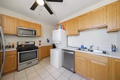 3707 W Cullom Avenue #C, Chicago, IL 60618 - Photo 5