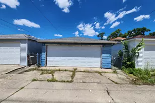 423 W 96th Pl, Chicago, IL 60628 - Photo 5