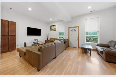 4030 S Indiana Avenue, Chicago, IL 60653 - Photo 7