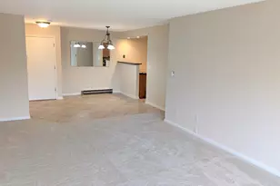 806 E Old Willow Rd, Prospect Heights, IL 60070 - Photo 5