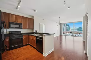 1841 S Calumet Ave, Chicago, IL 60616 - Photo 9