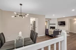 2228 Wharf Dr, Woodridge, IL 60517 - Photo 3