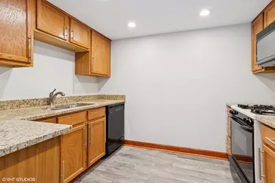 114 E Bailey Road #L, Naperville, IL 60565 - Photo 3