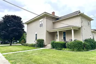 302 S Vermillion St, Streator, IL 61364 - Photo 3