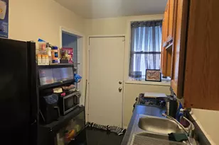 8457 S Bennett Ave, Chicago, IL 60617 - Photo 7