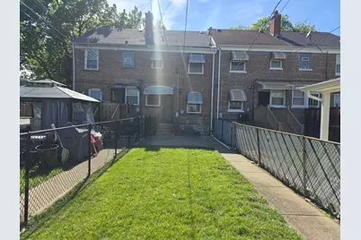 8457 S Bennett Avenue, Chicago, IL 60617 - Photo 21