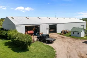39525 N Delany Rd, Wadsworth, IL 60083 - Photo 3