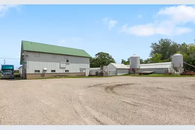 39525 N Delany Road, Wadsworth, IL 60083 - Photo 19
