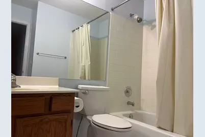 650 Shallow Cove Road, Lake Zurich, IL 60047 - Photo 11