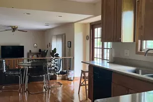 650 Shallow Cove Rd, Lake Zurich, IL 60047 - Photo 5