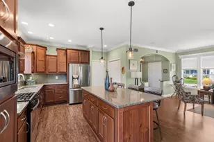 1441 Harvest Ct, Grayslake, IL 60030 - Photo 11