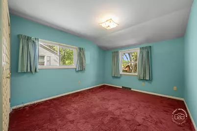 877 N Fordham Avenue, Aurora, IL 60506 - Photo 19