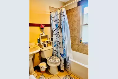 1005 N 5th Avenue, Maywood, IL 60153 - Photo 7