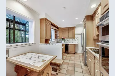 2929 Indianwood Road, Wilmette, IL 60091 - Photo 11