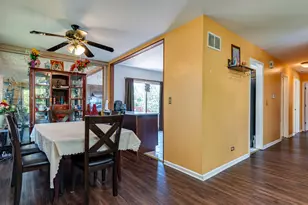 1953 Burr Oaks Ln, Glendale Heights, IL 60139 - Photo 5