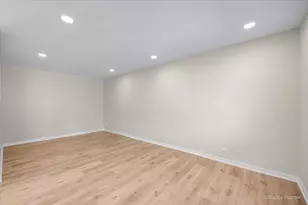 1420 Cooper Rd, Hoffman Estates, IL 60169 - Photo 13