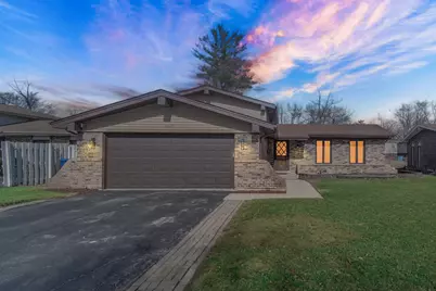 1124 Jamie Lane, Homewood, IL 60430 - Photo 1