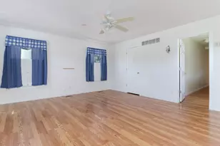 409 Woodrig Rd, Bloomington, IL 61704 - Photo 21