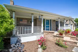 1545 Sunflower Dr, Sycamore, IL 60178 - Photo 3